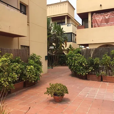 Holidays2la Colina Budget Apartmán
